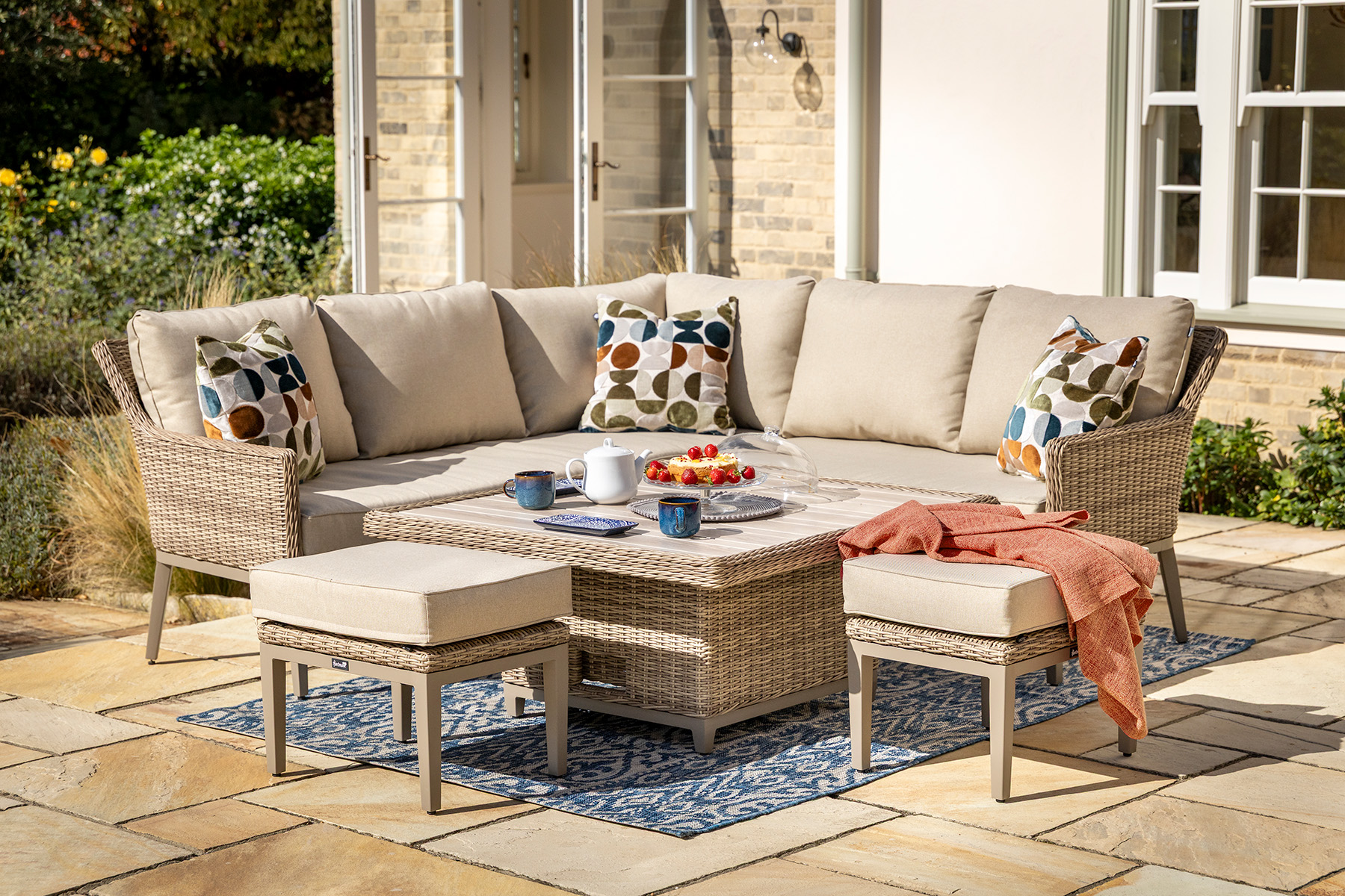 Arley Square Casual Dining Set